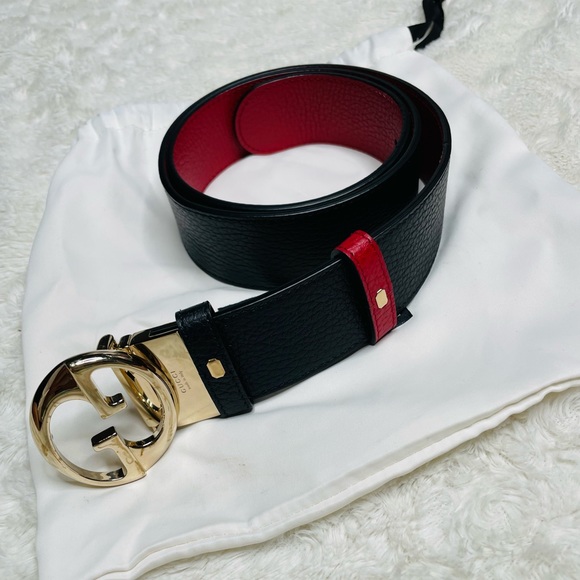 SOLD / Authentic Gucci Belt Black & Red reversible with Gold buckle . - Picture 4 of 10